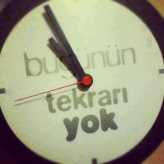 Xoşbəxt olmaq istəyirsən?! OL DA, daha vaxtımızı niyə alırsan!!! :)